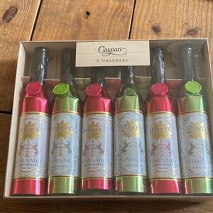 Party Crackers - Red and Green